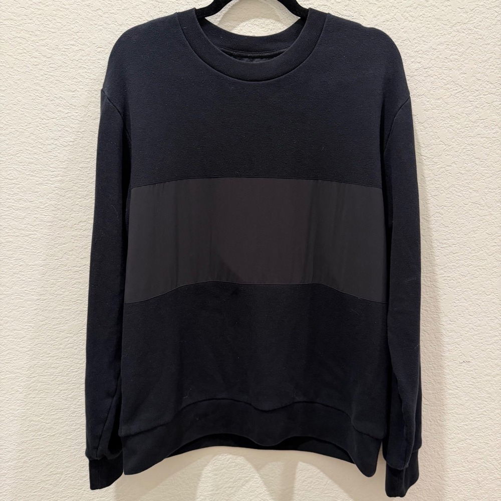 Alo Yoga Mens Mixed Media Crewneck Sweatshirt Black Utility Sleeve Pocket Large